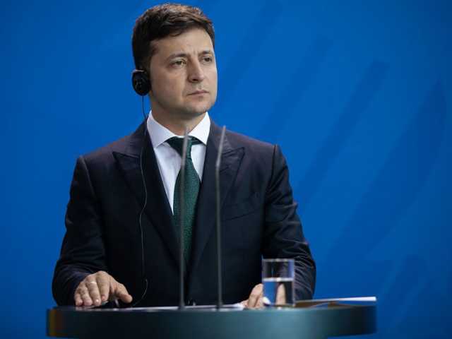 Зеленский уволил четырех глав райадминистраций