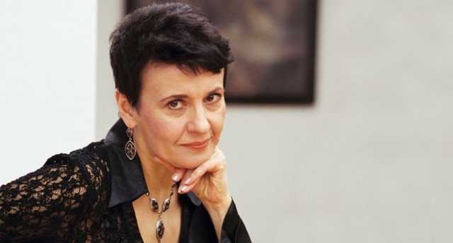 «Он здесь на гастролях. Он – московский шоубизнесмен, взлелеянный московским бизнесом»: Забужко резко высказалась в адрес Зеленского