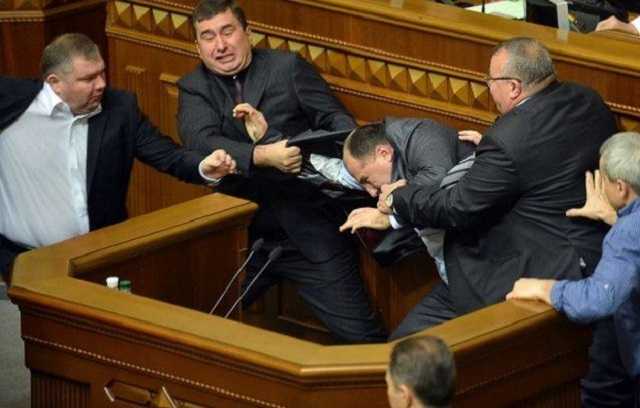 16% кандидатов в нардепы – безработные