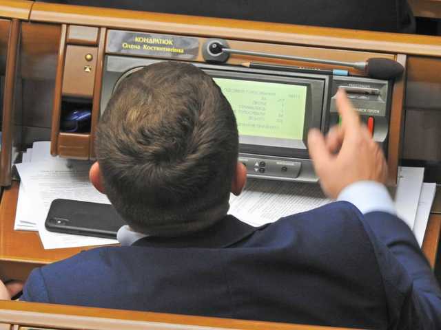 Чим займався Іван Крулько у Верховній Раді