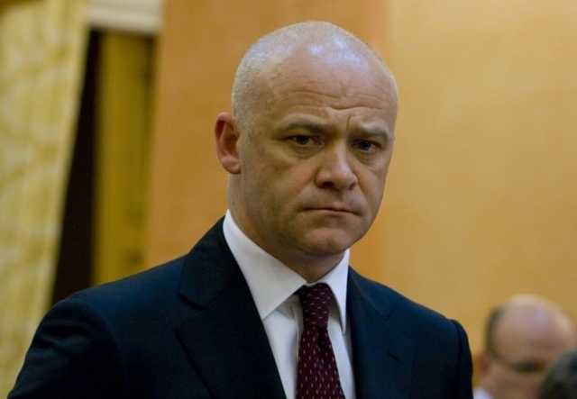 Труханов принял участие в «#BottleCapChallenge»