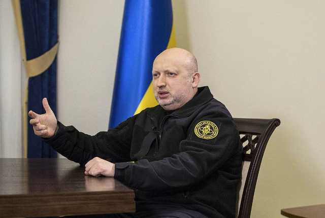 Турчинов отреагировал на желание Зеленского его люстрировать