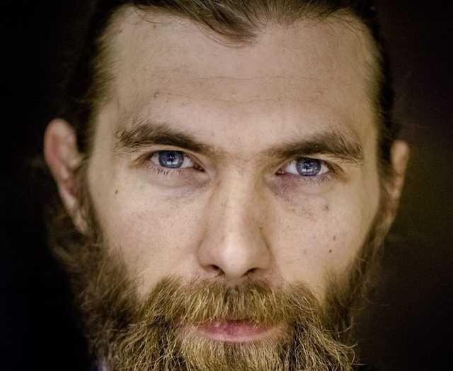 "Помогите!" Арестован украинец, создавший портрет Путина из гильз