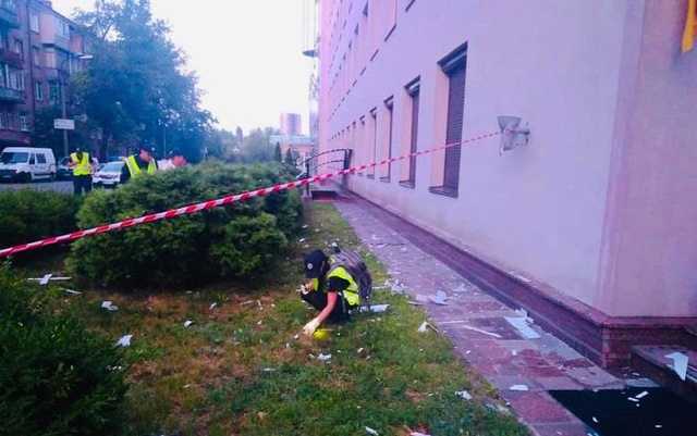 Обстрел телеканала Медведчука в Киеве: появились новые фото и заявление полиции