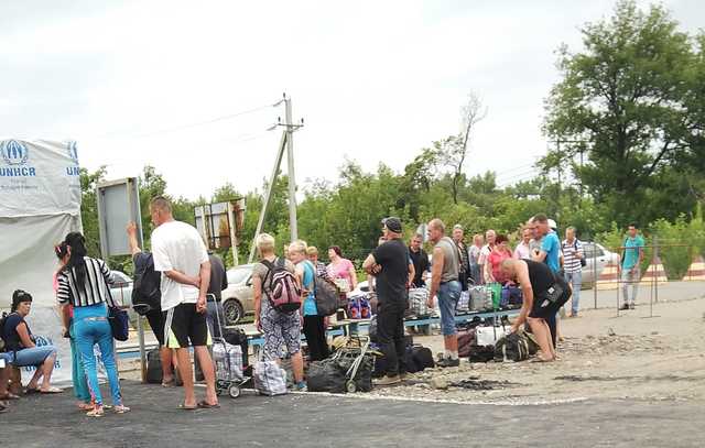 КПВВ «Майорське» призупинило роботу через повідомлення про замінування