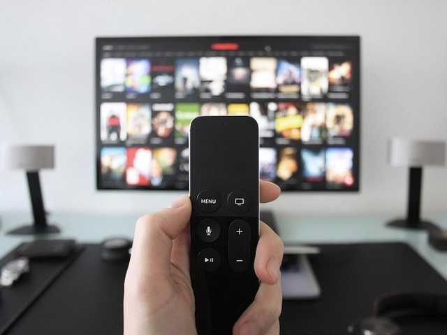 Один з провайдерів відмовився транслювати “телеканали Медведчука” та Мураєва