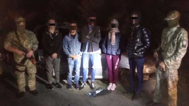 На Закарпатье со стрельбой задержали нелегалов