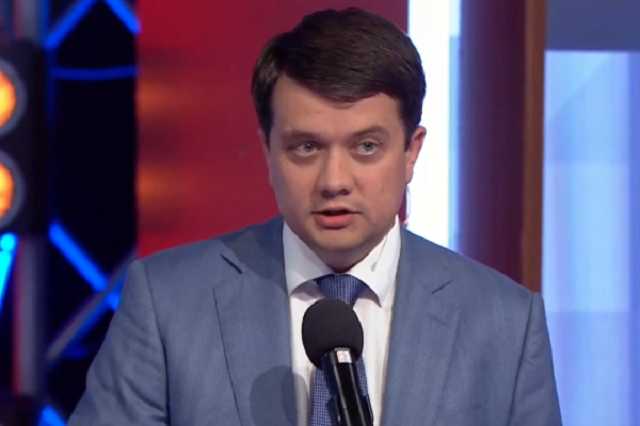 "Зеленский на это не пойдет": Разумков резко высказался о визитах Медведчука в Россию