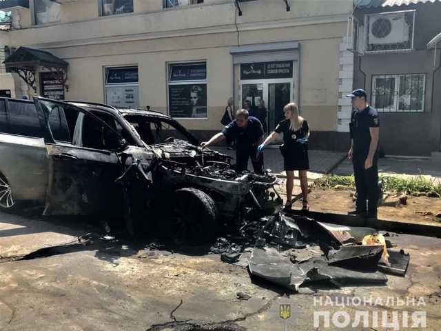 В Херсоне ввели план «Перехват» из-за поджога элитного BMW