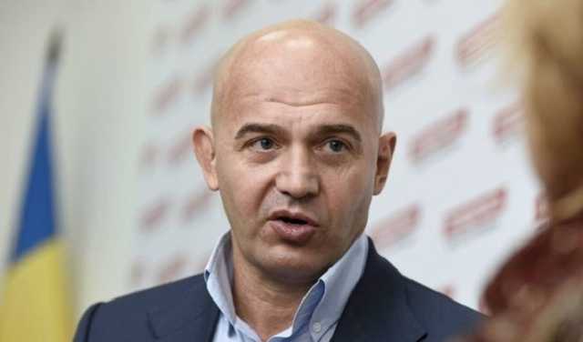 Садовый сообщил о фальсификациях на округе Кононенко и обратился к Авакову