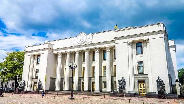 "Слуга народа" делает невозможное, происходит революция, - Казанский