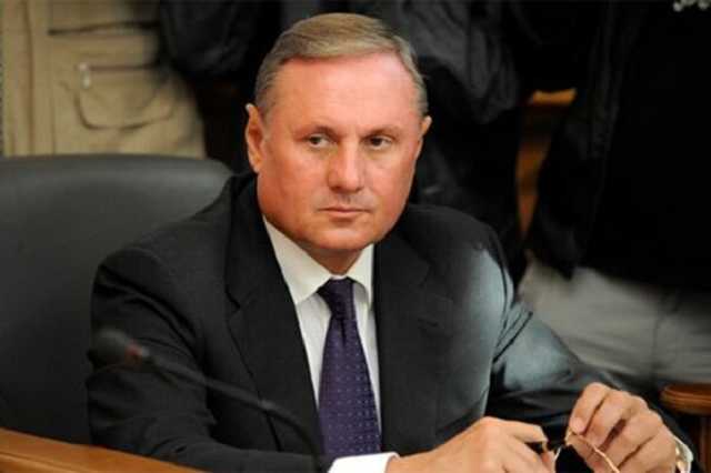 Сепаратист Ефремов утром покинул СИЗО на новом Range Rover