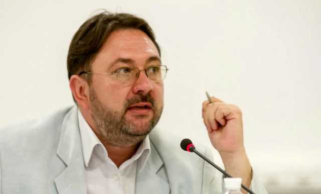 Советник Зеленского утверждает, что президент не стал бы «обменивать» Крым на Донбасс