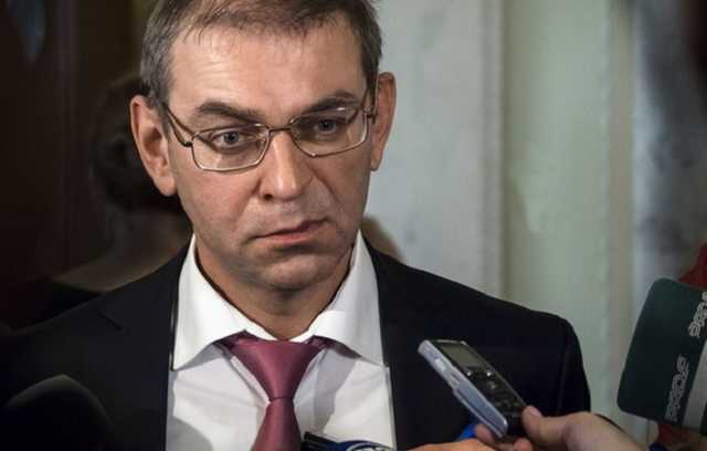 "Слуга народа" через суд требует пересчета голосов на "округе Пашинского"