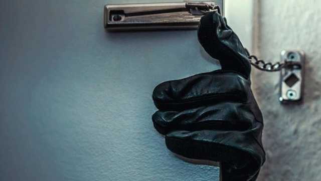 Спускаются с крыш и оставляют метки: в Украине оживились домушники