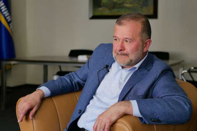 ЦИК отменила пересчет голосов на округе, где выигрывает Балога