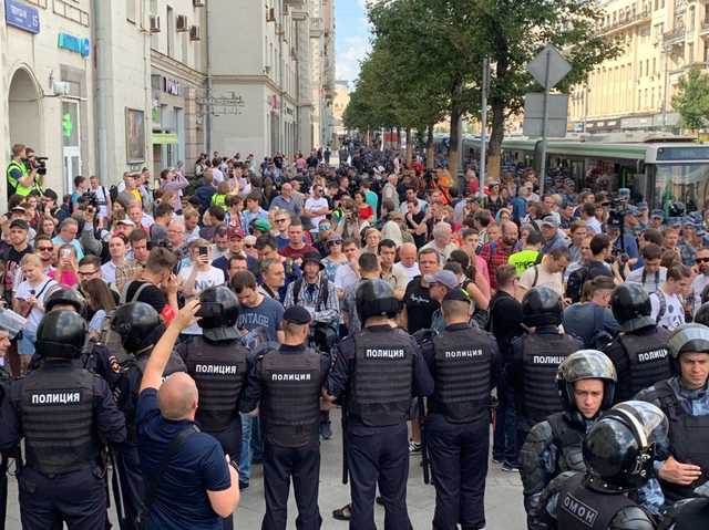 Генпрокуратура РФ призвала «жестко пресекать» акции протеста перед выборами