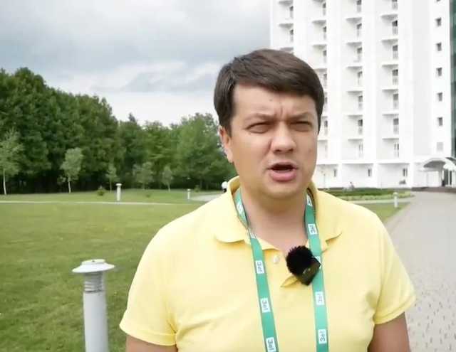 Разумков будет говорить в Раде на украинском, но от русского не откажется