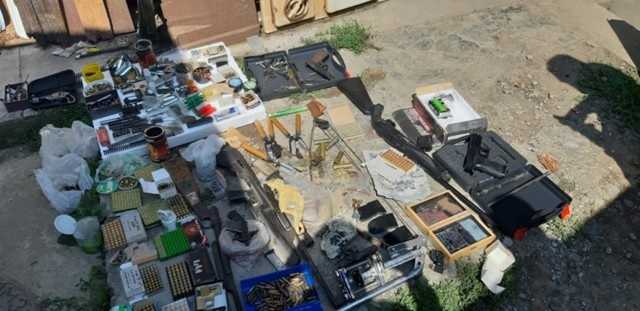 На Закарпатье задержали торговца оружием