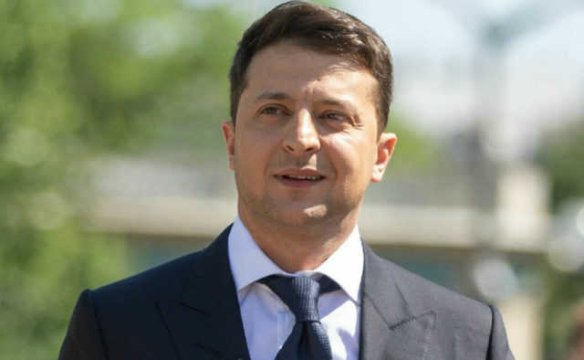 "Них*ра себе ты спишь! Обед скоро!" Зеленскому всыпали за "Доброе утро!"