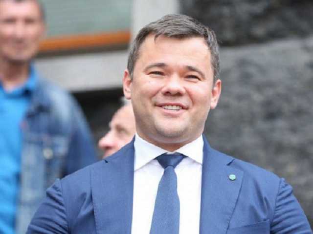 Эпопею с "увольнением" Богдана описали коротким ярким стихом