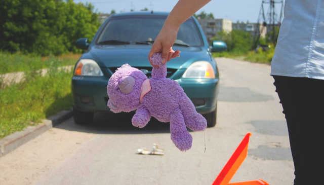 В Херсоне местная "Зайцева" чуть не убила детей на "зебре": выяснилось, кто она