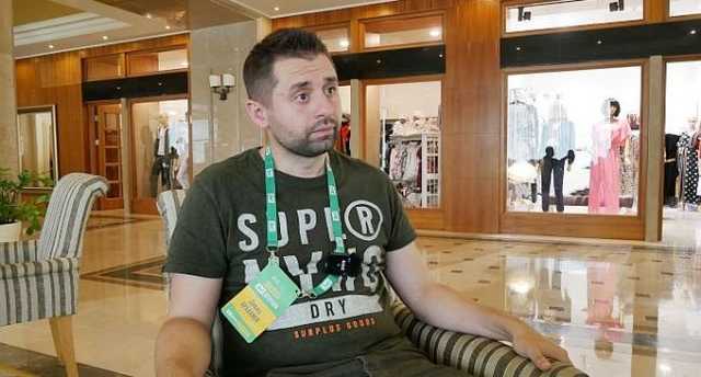 Зе-депутат Арахамия рассказал, сколько зарабатывает в месяц и, почему решил пойти в Раду