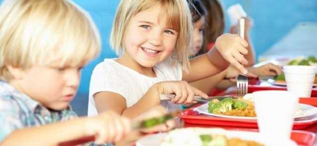 "В тюрьмах лучше, чем в школах": украинцы обратились к Зеленскому с просьбой