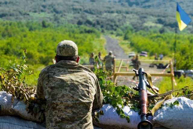 Війна на сході: Окупанти здійснили 10 обстрілів за добу, є поранений