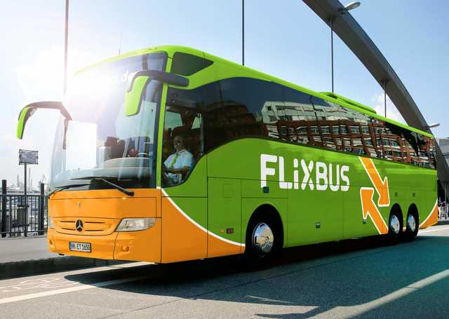 Flixbus анонсував рейси з Києва до Праги та Варшави за 5 євро