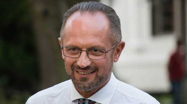 Зеленский отстранил Бессмертного от работы в ТКГ