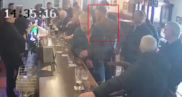 Макгрегор ударил в лицо пожилого мужчину из-за отказа выпить его виски