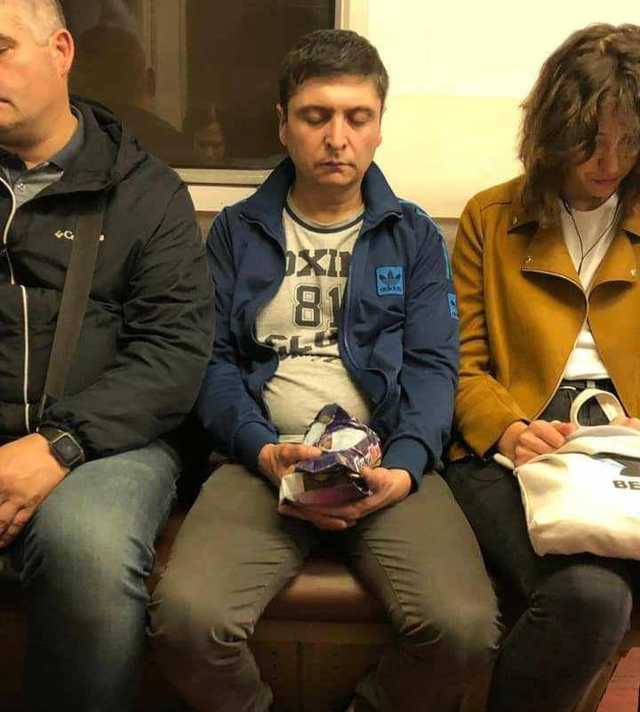 В метро Киева нашли "двойника" Зеленского: в сети ажиотаж