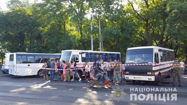 Поліція відкрила провадження через пожежу в готелі Одеси
