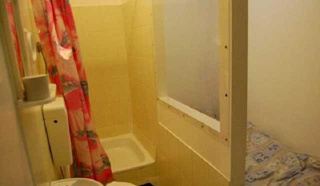 Нету даже окон: появились фото отеля в Одессе, где сгорели люди