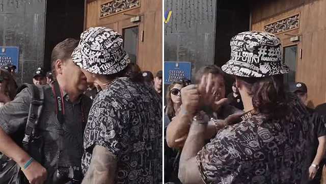 Скандальный блогер с ВИЧ укусил активиста в Одессе: появилось видео