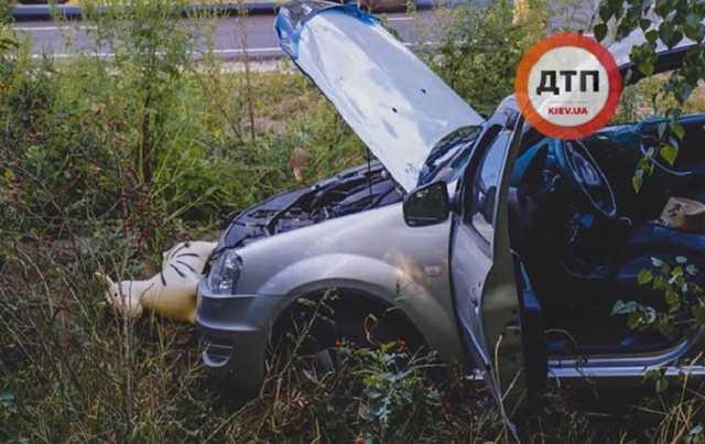 Под Киевом таксист устроил смертельное ДТП