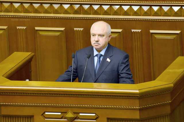 Мимо Рады. Миллионер Развадовский перешёл на “бюджетные” авто