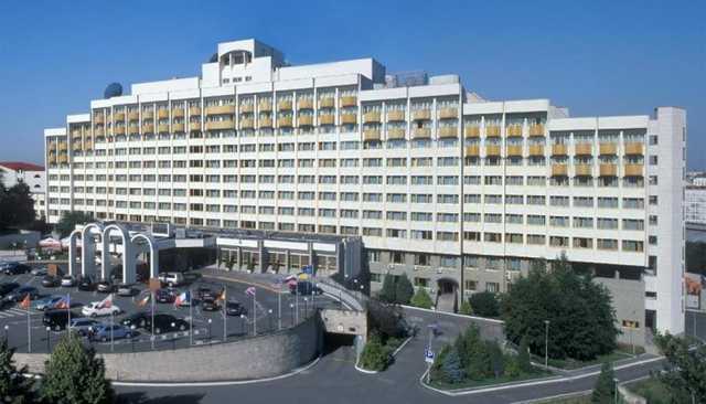 Суд разблокировал приватизацию столичного «Президент-Отеля»