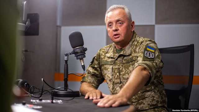 Муженко прокомментировал решение Зеленского отменить парад