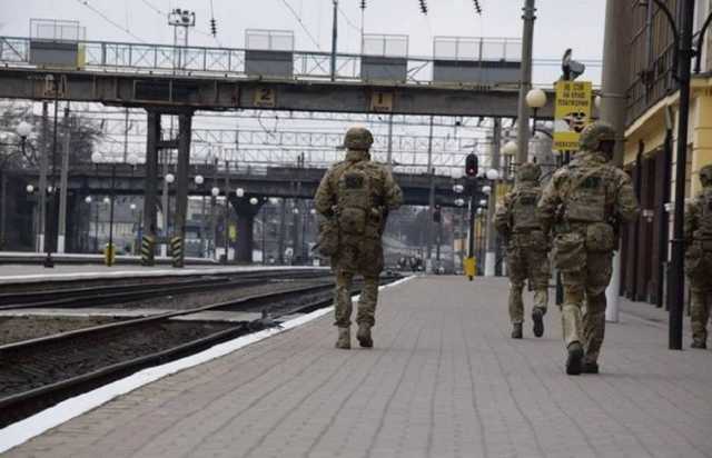 Куратори РФ “розхитували” прифронтовий Донбас через інтернет