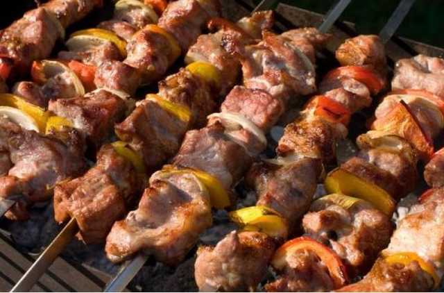 Украинцев просят обойтись без шашлыка