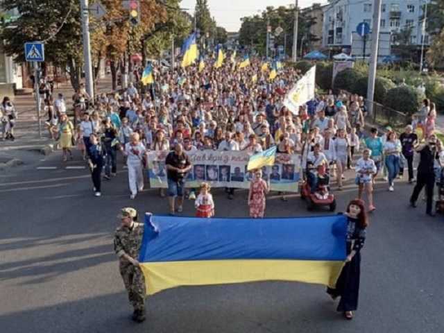 Пропагандисты Кремля будут в шоке: в сети попали яркие фото "бандеровского" Донбасса