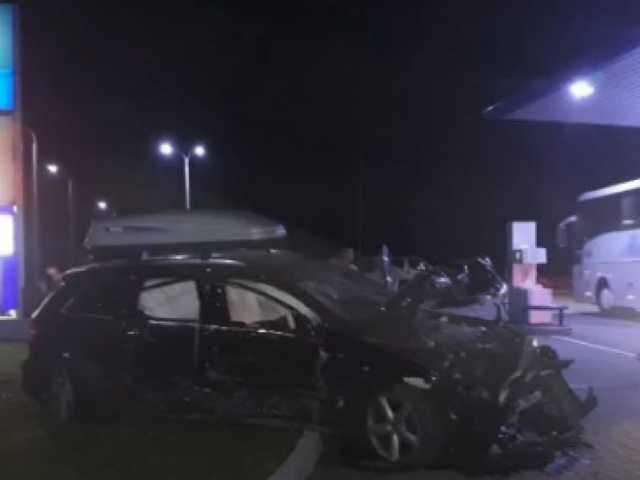 Масштабное ДТП во Львовской области: столкнулись сразу 4 авто, погибли две киевлянки