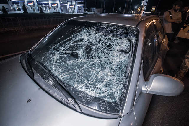 В Киеве на Столичном шоссе водитель Kia сбил пешехода