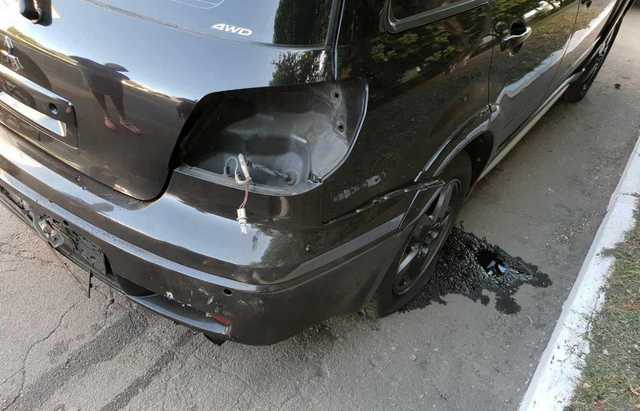 В Першотравенске взорвали автомобиль начальника местной полиции