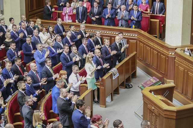 28-летняя «слуга народа» пришла в ВР с сумкой Gucci за 67 тыс гривен