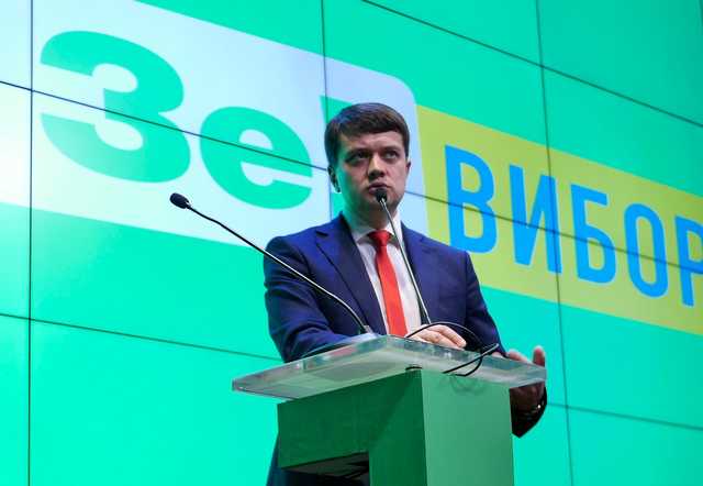 "Пряники" Разумкова: українську культуру воліють посадити на вбивчу дієту