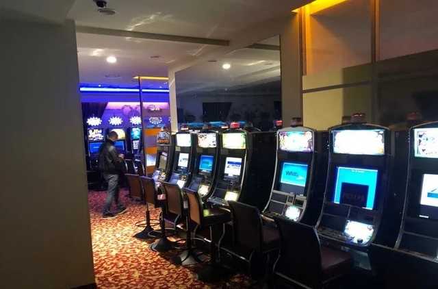 В центре Киева пресекли деятельность подпольного казино, которое "крышевали" правоохранители