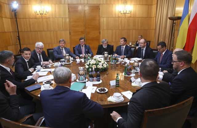 Зеленский пообещал польским бизнесменам лично защищать их инвестиции